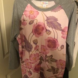 LuLaRoe Randy T-shirt
